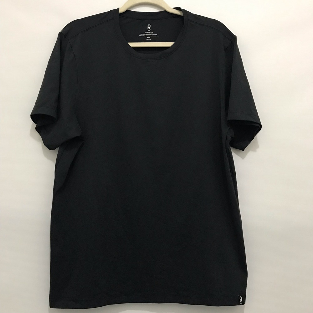 Rhone Essentials Training Tee Style: 101021 Black… - image 1